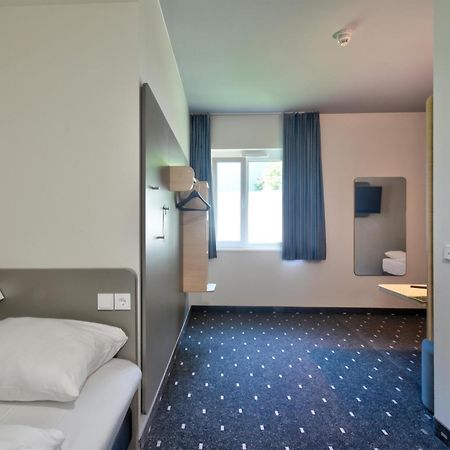 B&B Hotel Bielefeld-City Extérieur photo