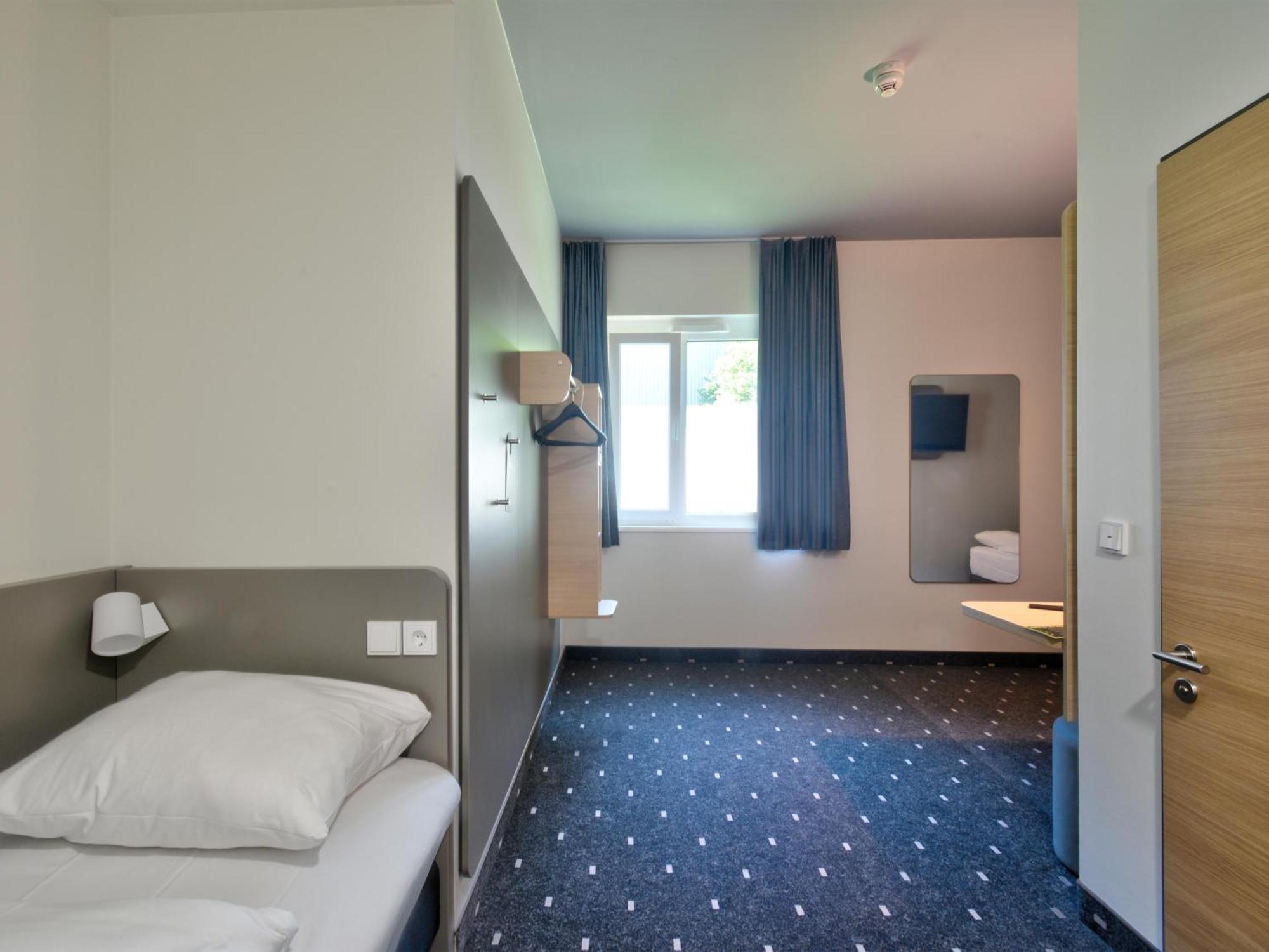B&B Hotel Bielefeld-City Extérieur photo