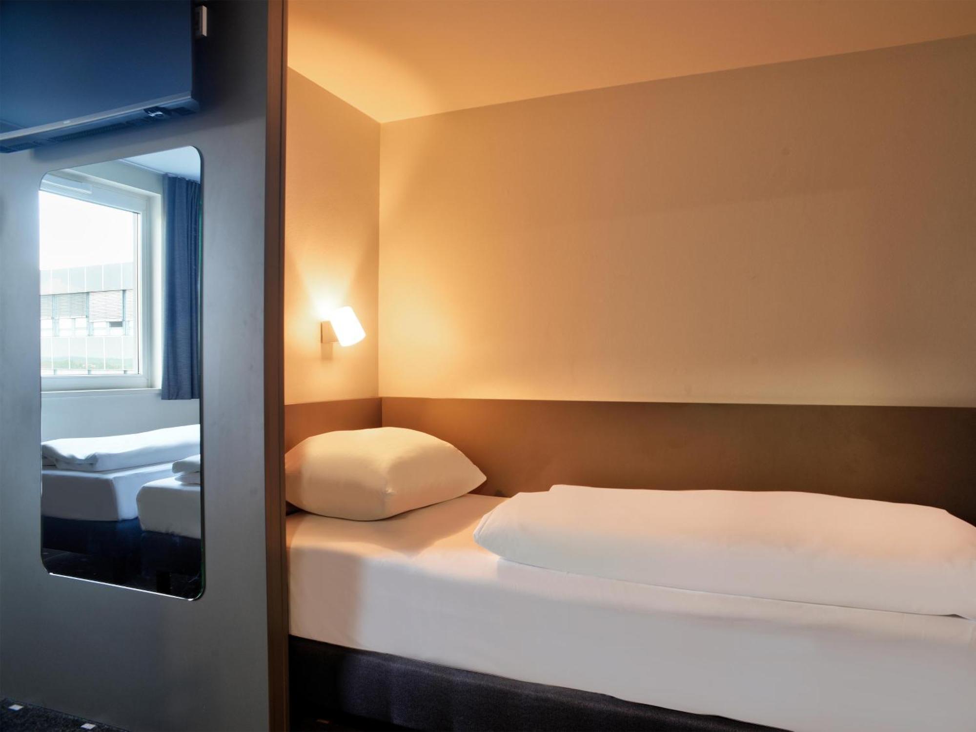 B&B Hotel Bielefeld-City Extérieur photo