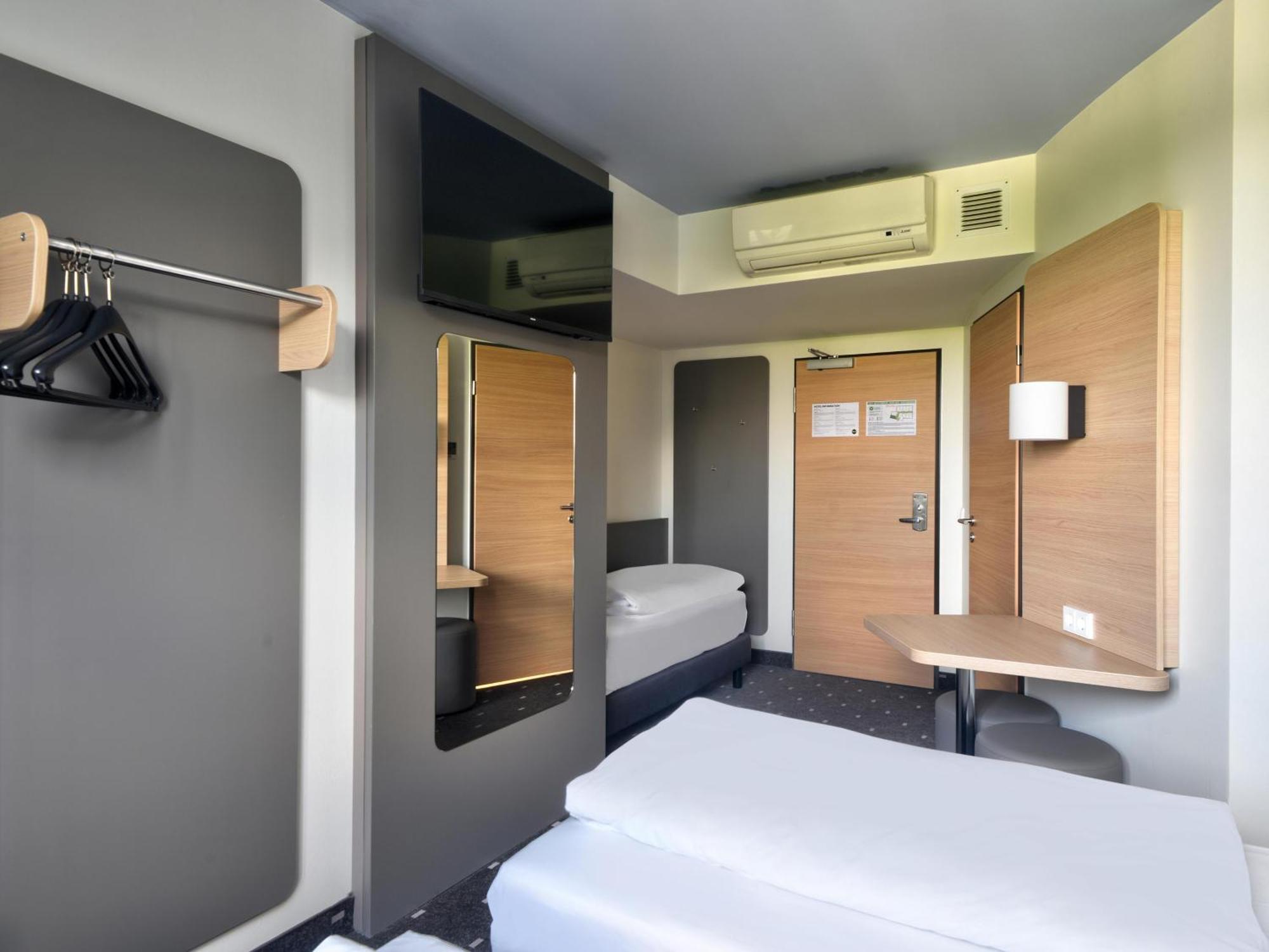 B&B Hotel Bielefeld-City Extérieur photo