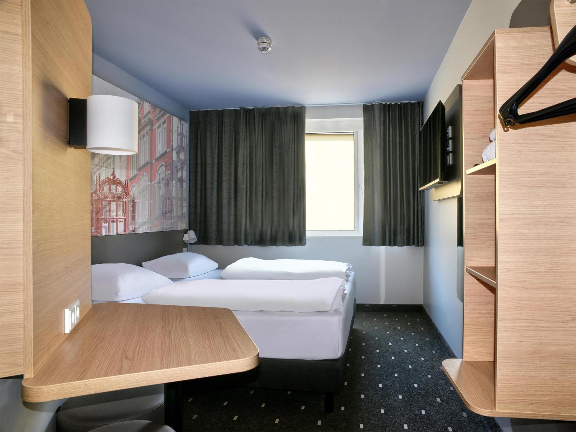 B&B Hotel Bielefeld-City Extérieur photo