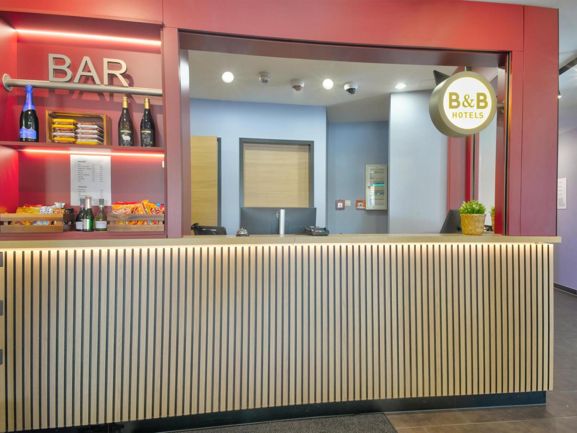 B&B Hotel Bielefeld-City Extérieur photo