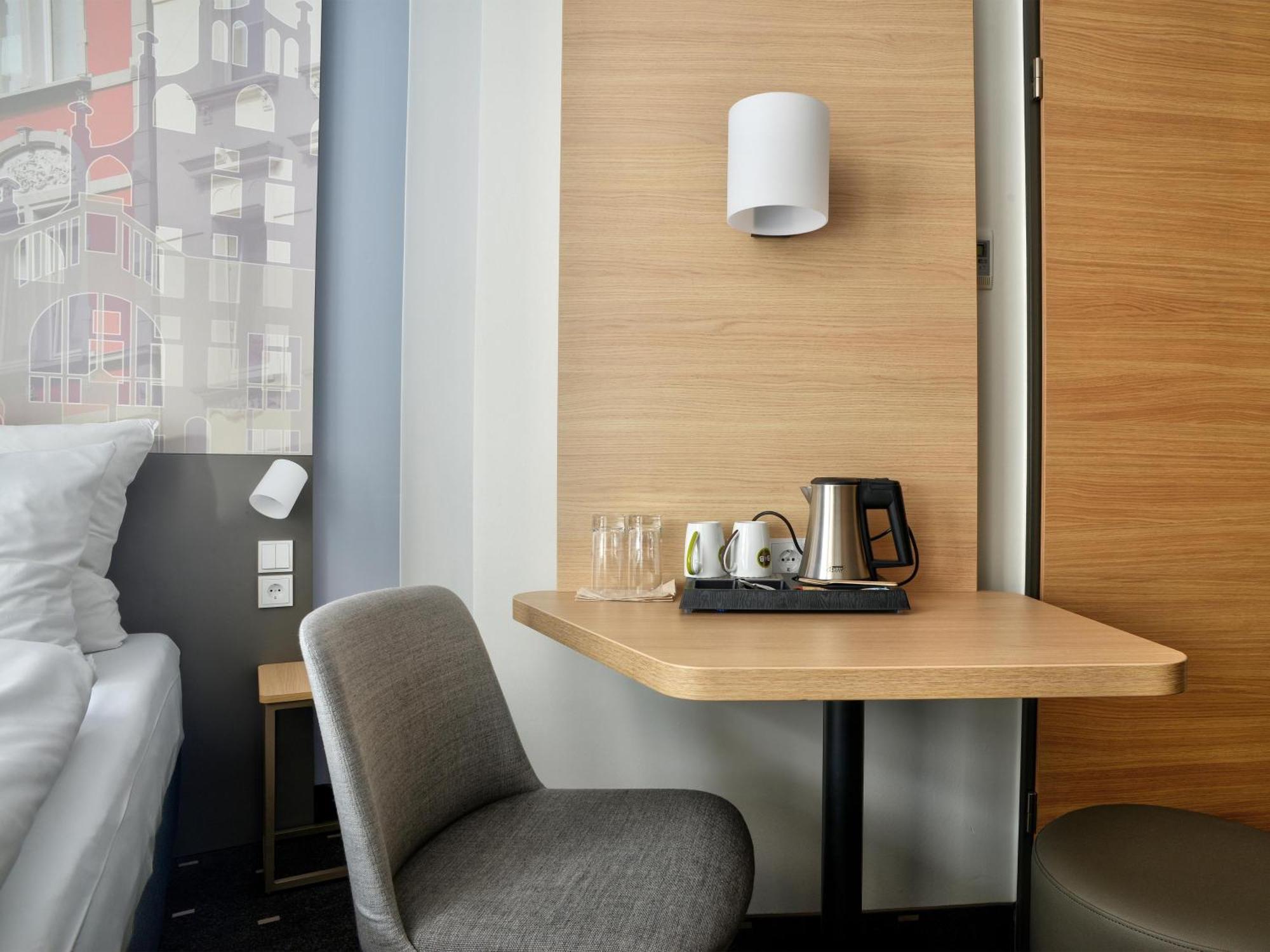 B&B Hotel Bielefeld-City Extérieur photo